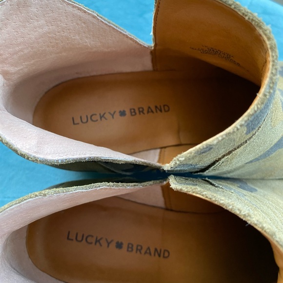 Women’s Lucky Brand Camo Booties size 9 - Picture 6 of 7